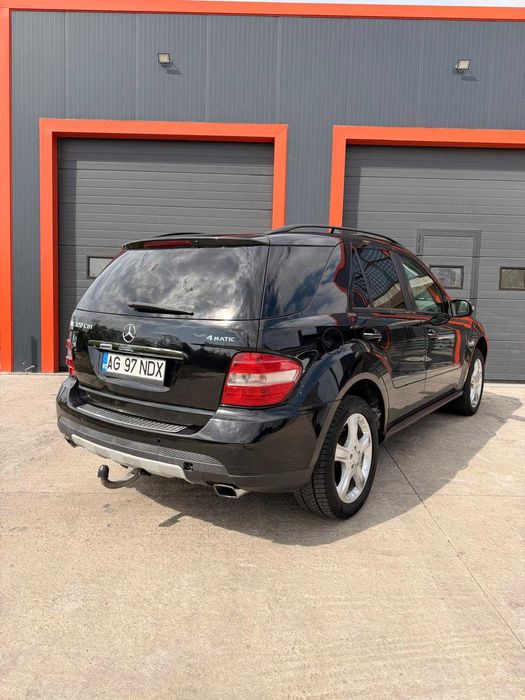 Mercedes Benz ML 350 CDI 3.0 V6 4MATIC |4x4|Cârlig 3.5T|Trapă|Jante 19