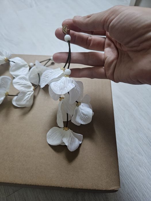 Дълги обеци с цветя