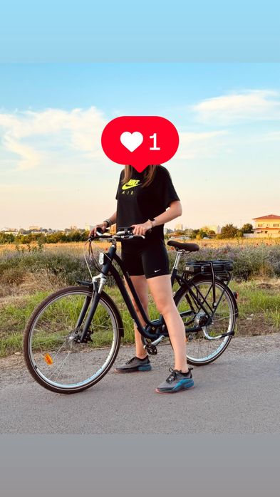 Vand bicicleta de oras electrica, noua