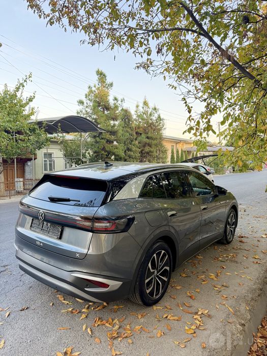 Volkswagen ID4 elektra eng fulli