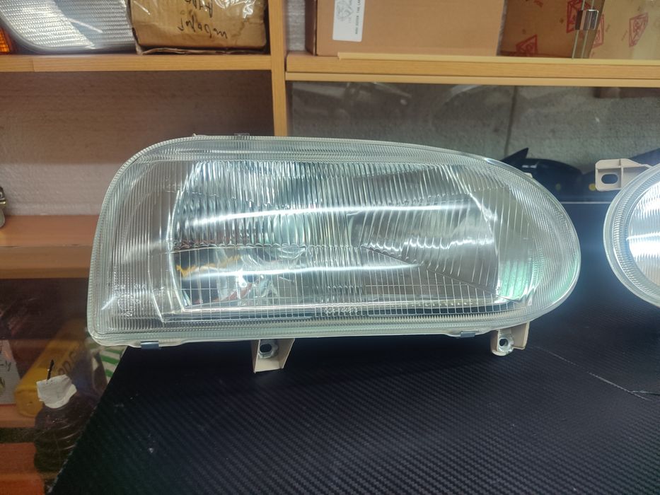 Фары на Фольксваген гольф 3