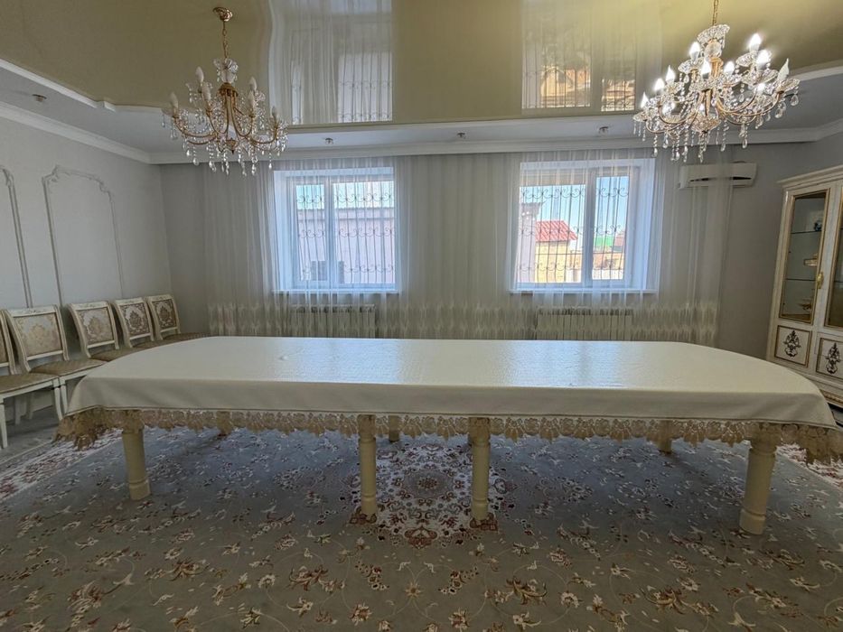 Столв хорошем состоянии