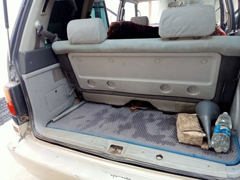 Мазда MPV  7 места