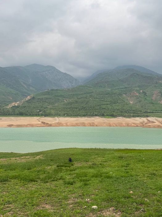 Участок19 сот. Чарвак !махалля Сиджак-свой выход к морю!цена-220.000 $