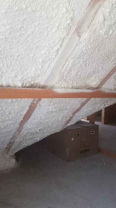 Izolatie Termica cu Spuma Poliuretanica 30 RON