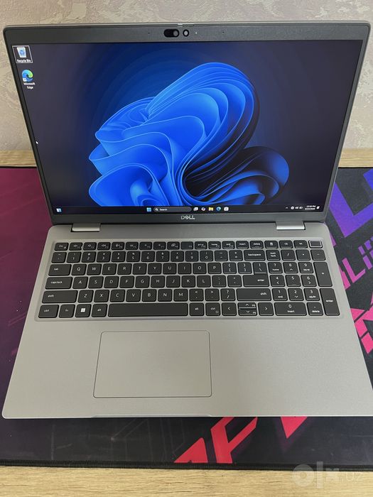 Dell latitude 5540 i7-1365U