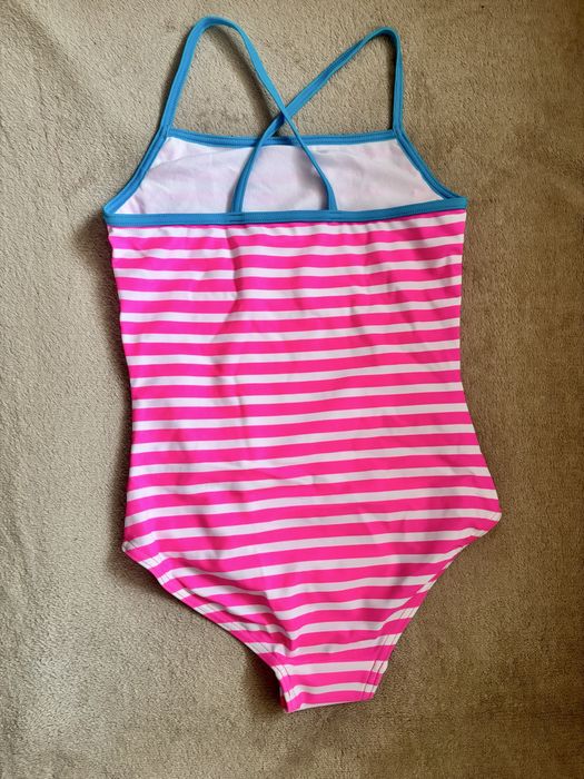 Нов цял бански 128-135 см