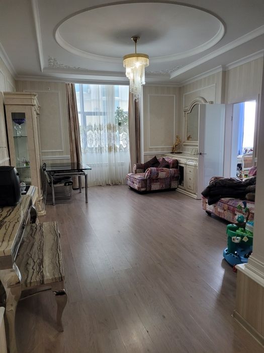Диван раскладной с креслом продам в