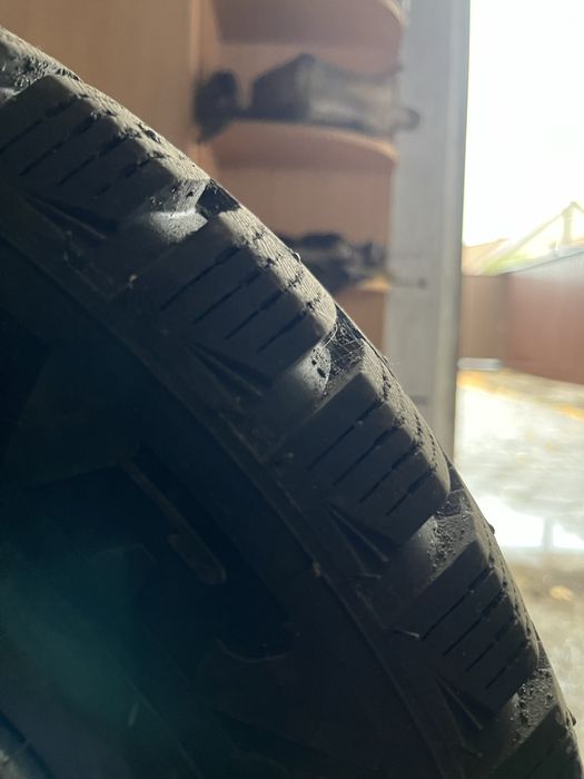 Автошины с дисками.