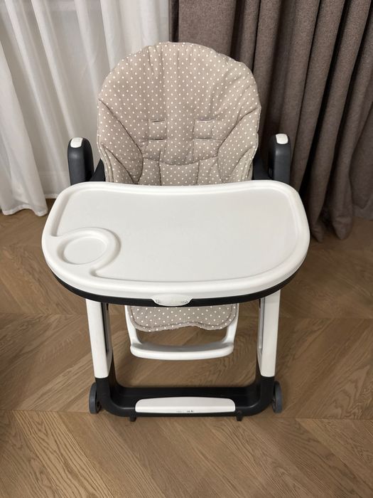 Стульчик для кормление Peg Perego