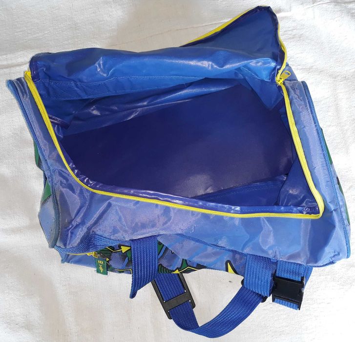 Спортна чанта Wilson. Размери 45 x 26 x 23 см