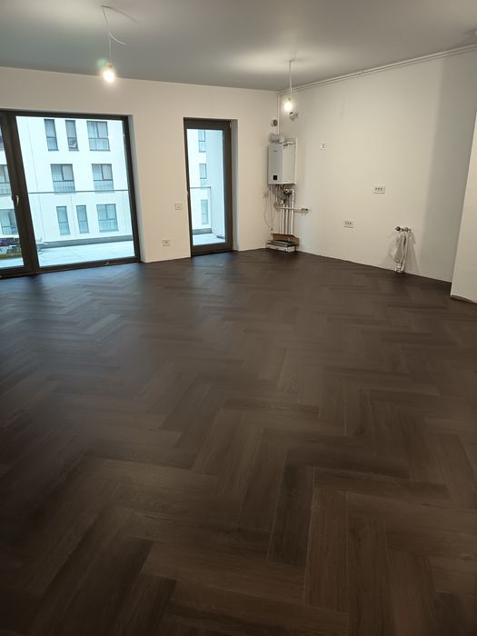 Montaj parchet. Scari lemn. Trepte stratificat