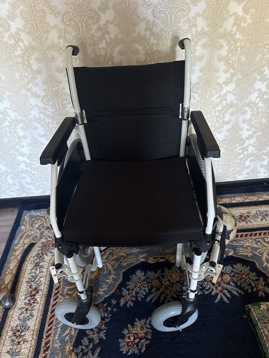 Инвалидная коляска