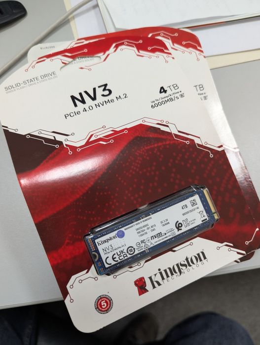 Kingston NV3 SSD 4TB NVMe