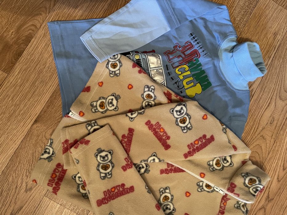 2 новые кофты 3-4 года, за 3000