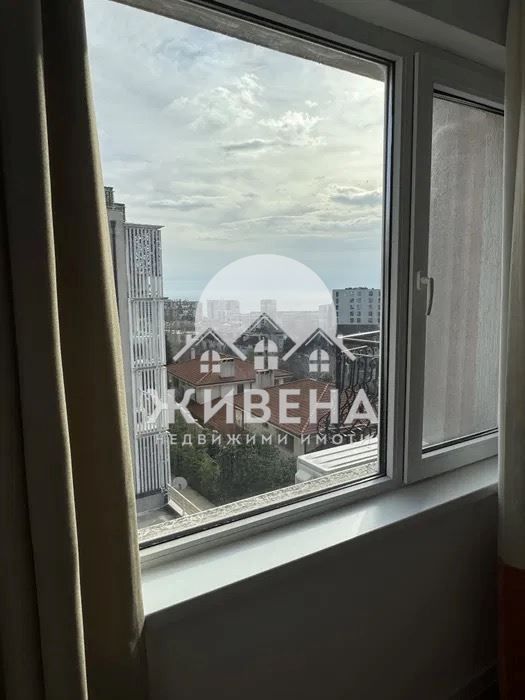 Продава 2-стаен апартамент, кв. Бриз, площ 53 кв.м