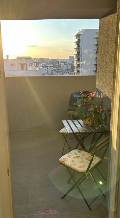 Set masă + 2 scaune – ideal balcon/terasă