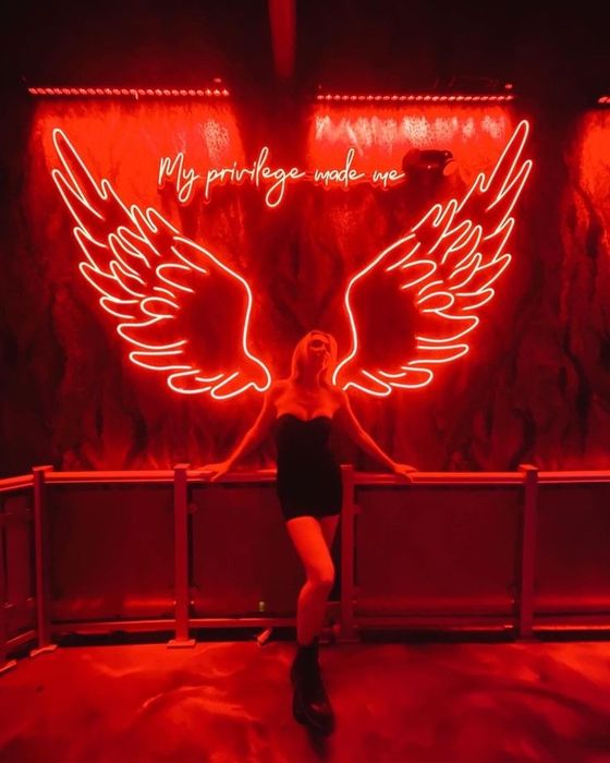 Tashqi reklama | 3D harflar | LED yozuv | Banner | Arzon narxda

Об