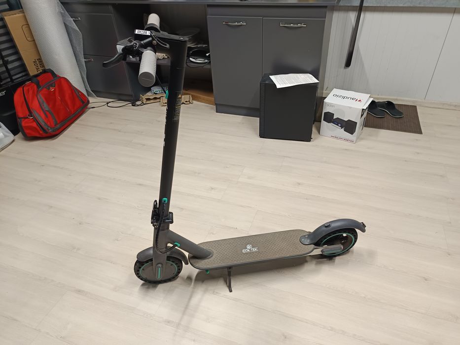 Amanet ozana vinde trotineta electrica 250w