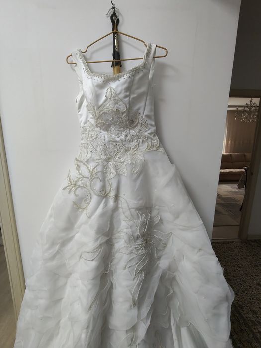 Продам свадебное платье