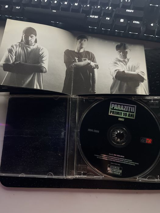 Cd 02 parazitii primii 10 ani