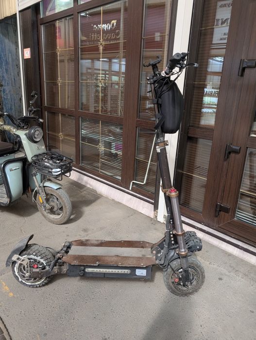 Продам мощный электросамокат