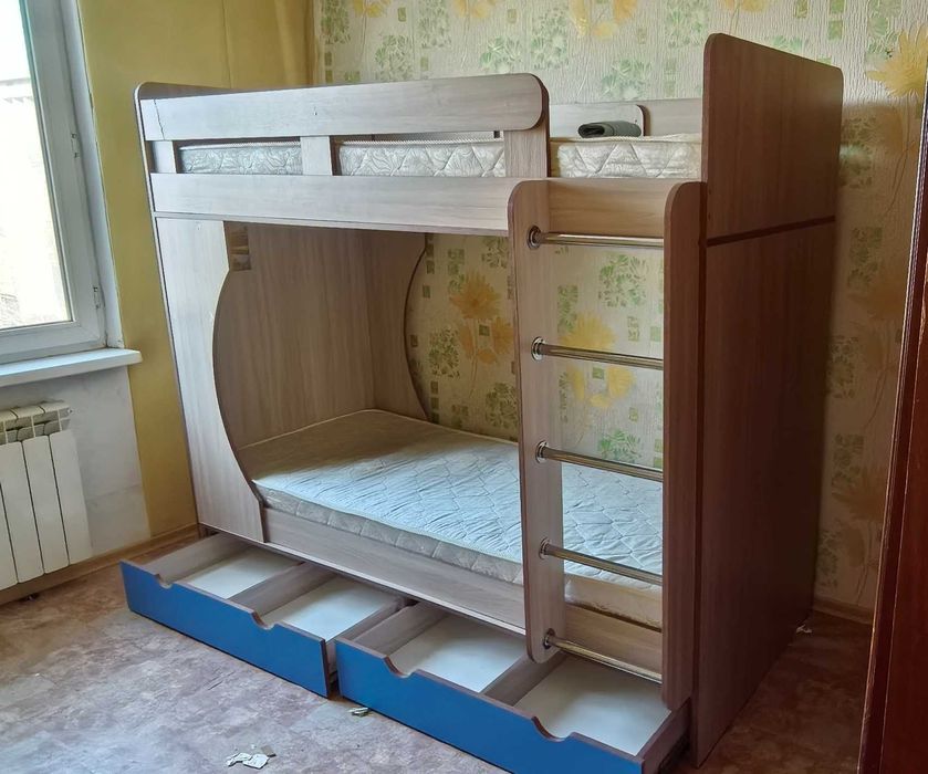 Подростковая двухъярусная кровать