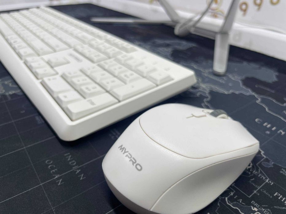 Monoblok 24 XTECH FHD iPS/ i5 2400 / 8GB / SSD 240GB Manablok