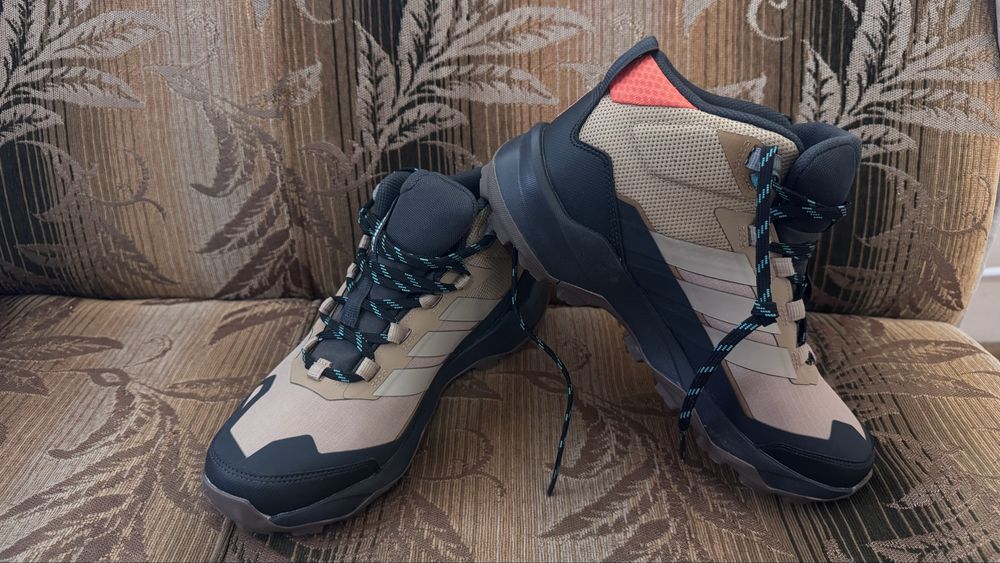 боти Adidas Terrex 40,5 номер Gore-tex