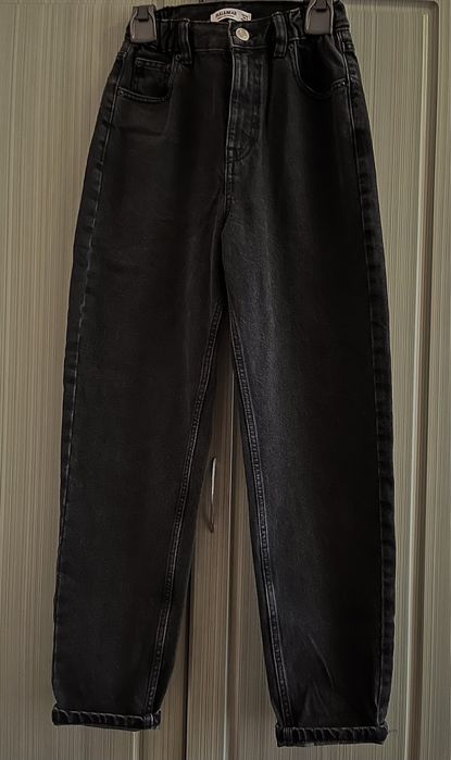 Новые джинсы Mom,  Pull & Bear ,размер 34