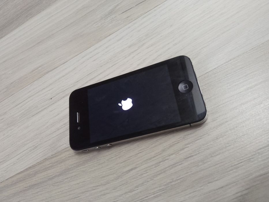 iPhone 4 iTunes korsatvotti