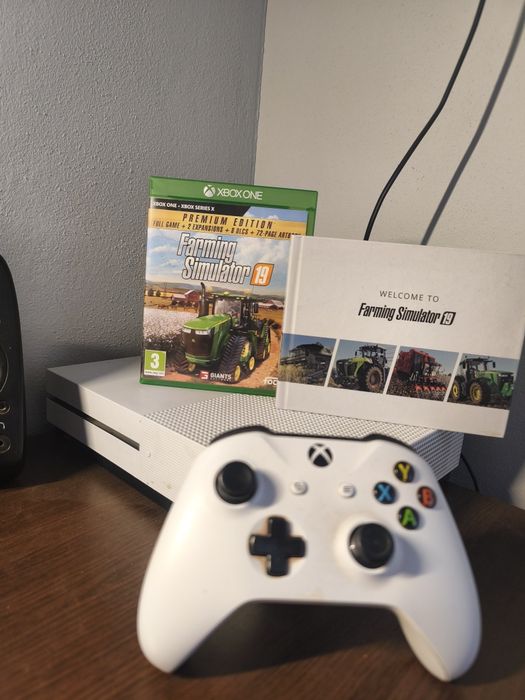 Xbox one S  1TB + 3 jocuri