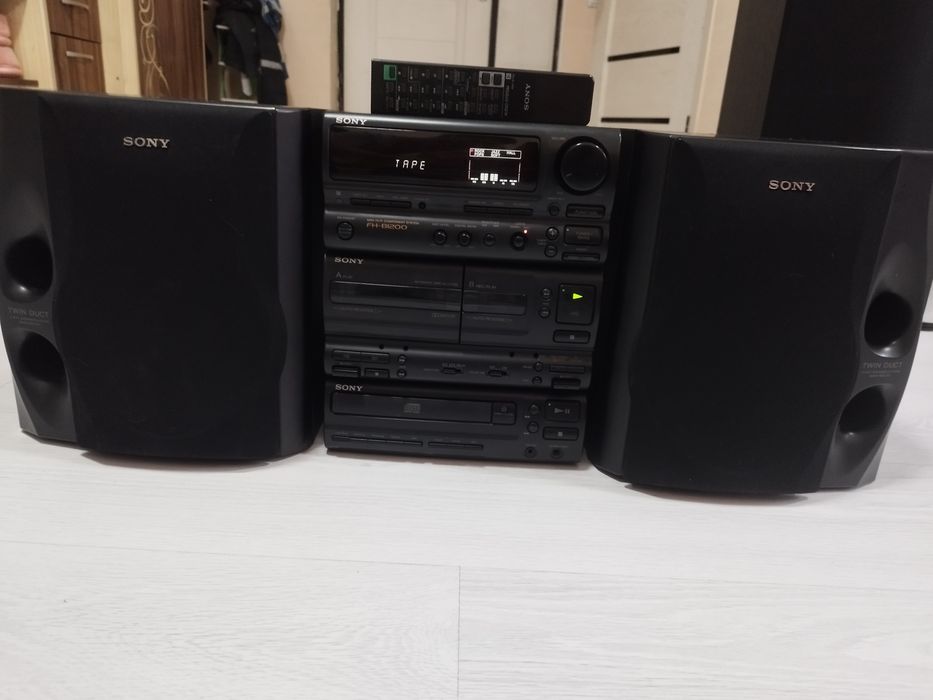 Музыкальный центр Сони