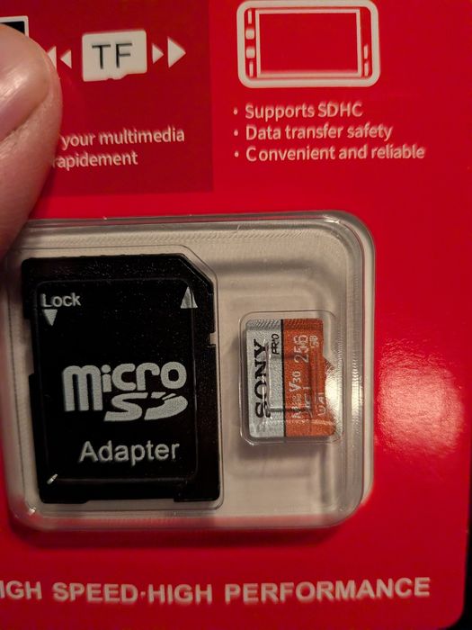 SD карта за видео регистратор dash cam