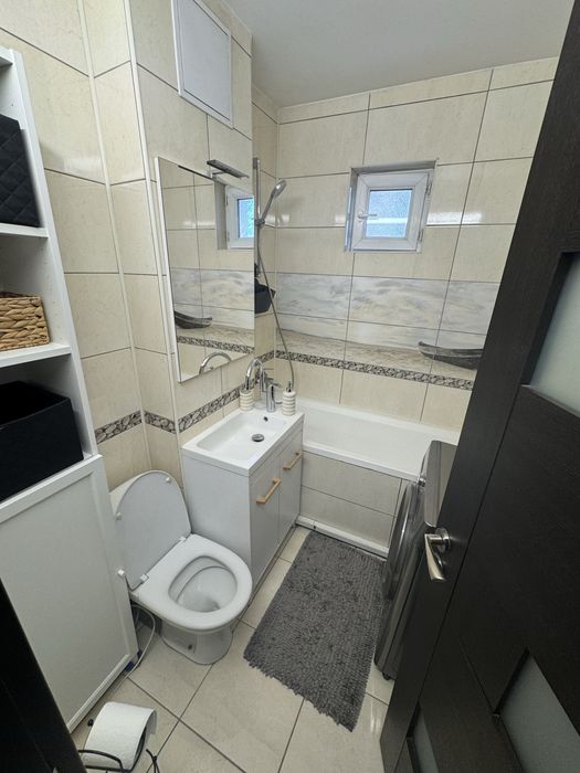 Inchiriez apartament cu 3 camere Alexandru Cel Bun