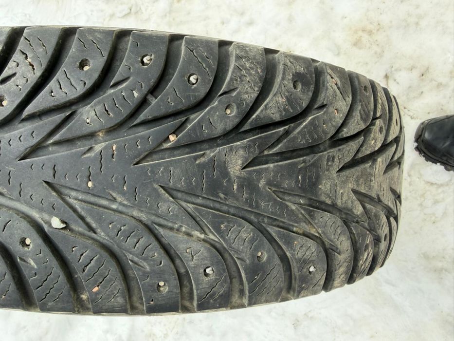 Продам шины зима 185/70 R14 92T