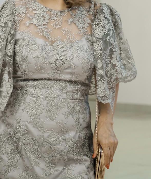 Продам вечерное поатье