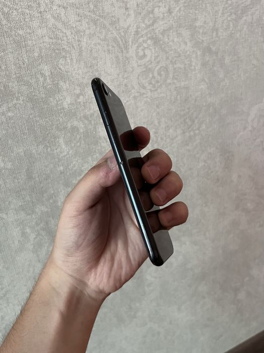 iPhone se 2020 black 128gb