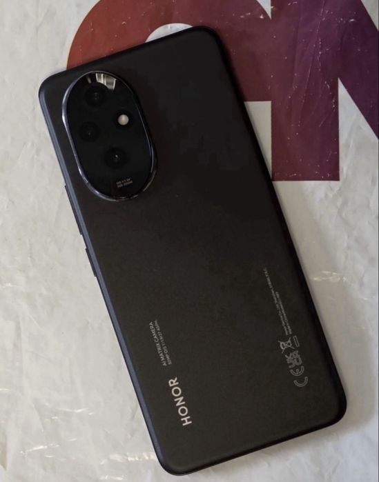 КАТО НОВ 512GB Honor 200 12GB 5G EMAG Гаранция 2026г. Black / Черен