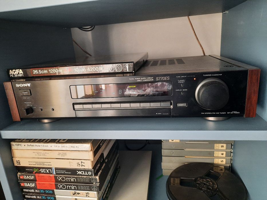 Vind tuner Sony  770