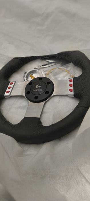 Logitech g27 като ново