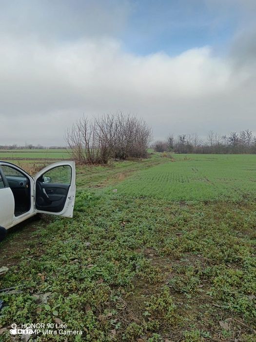 Teren agricol de vânzare, 2500 mp, acces ușor