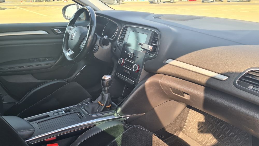 Vând Renault Megane 4  , 1.2 tce + GPL Prins 
An fabricație: 2016
C