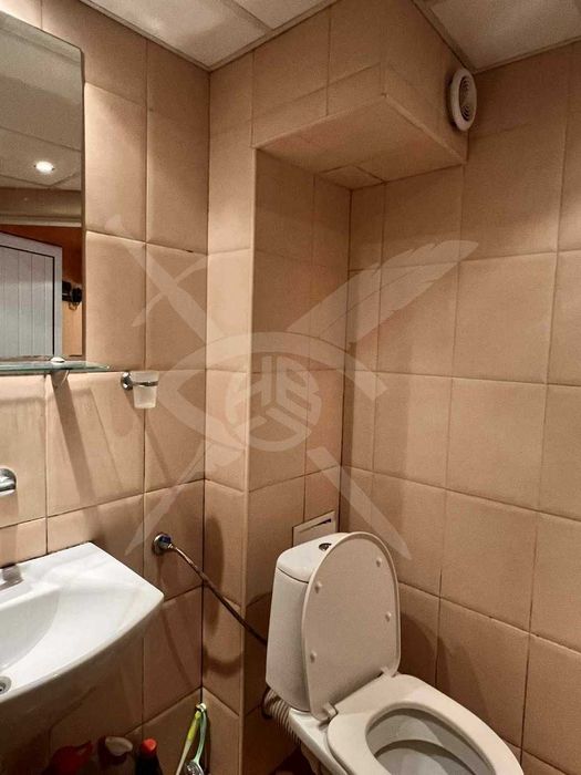 Дава се под наем Едностаен апартамент в Варна, Бриз - 25 кв.м за 200 € - Снимка #6