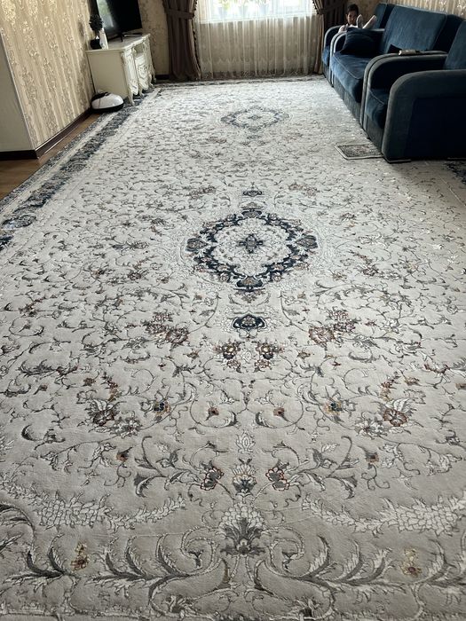 Продам ковер 8-3.5  иранский