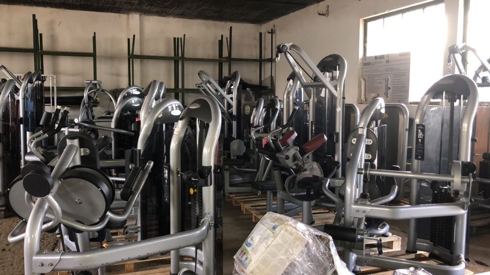 Depozit aparate fitness technogym