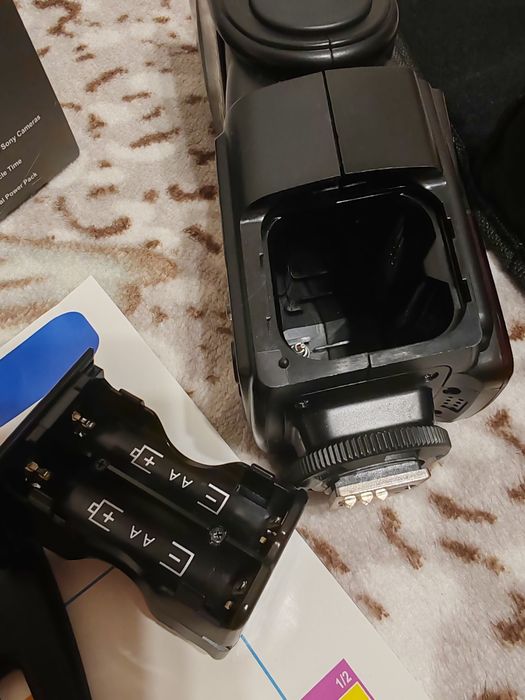 Продам вспышку на фотоаппарат