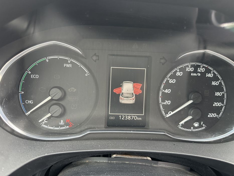 Toyota Yaris Тойота Ярис 2017 1.5 hybrid 100 кс НА ЧАСТИ!