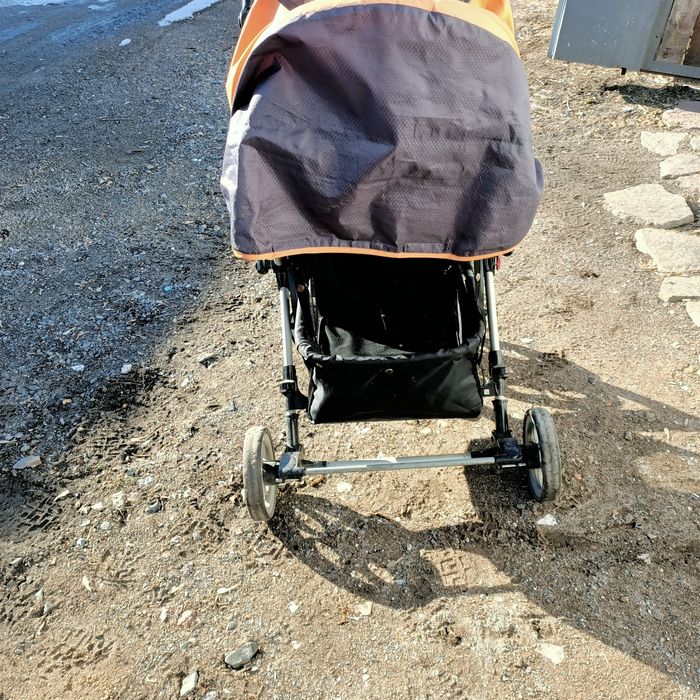 Коляска детская прогулочная