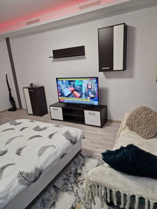 Garsonieră de închiriat – Reșița, Aleea Tineretului